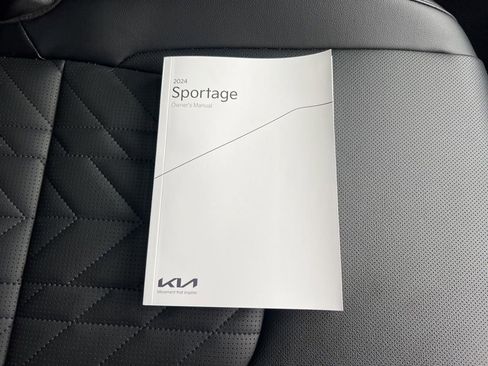 Certified 2024 Kia Sportage X-Line w/ X-Line Premium Package AWD/4WD image 27
