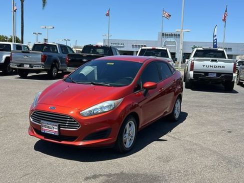 Certified 2018 Ford Fiesta SE FWD image 7
