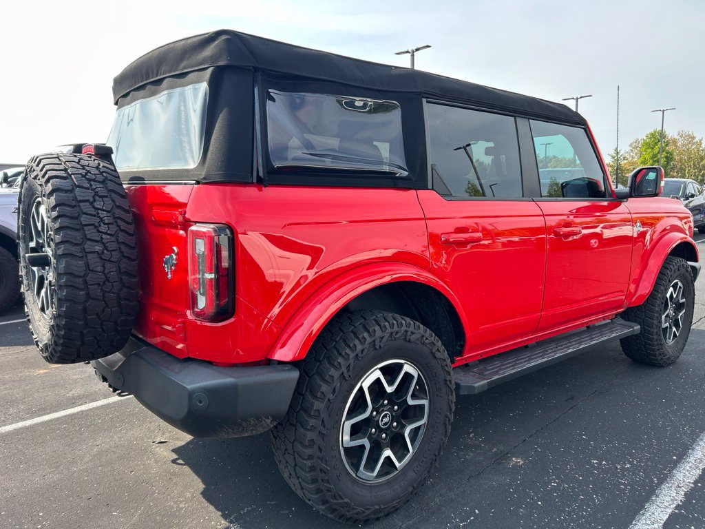 Used 2021 Ford Bronco Outer Banks AWD/4WD image 3