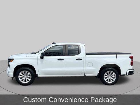 Used 2024 Chevrolet Silverado 1500 Custom RWD image 3