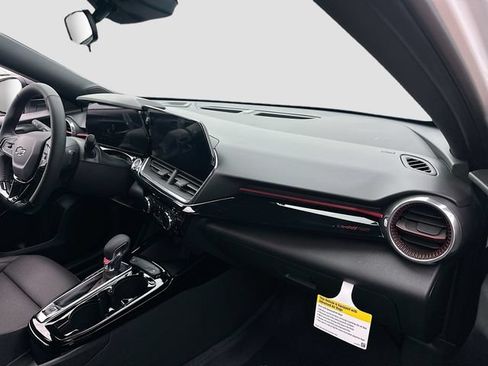 New 2026 Chevrolet Trax RS FWD image 29