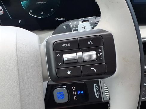 Used 2026 Hyundai Palisade Calligraphy FWD image 14