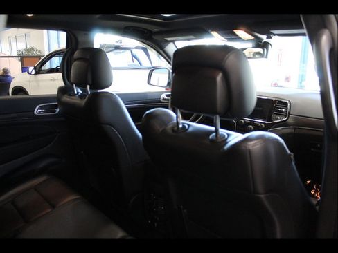 Used 2021 Jeep Grand Cherokee Limited AWD/4WD image 19