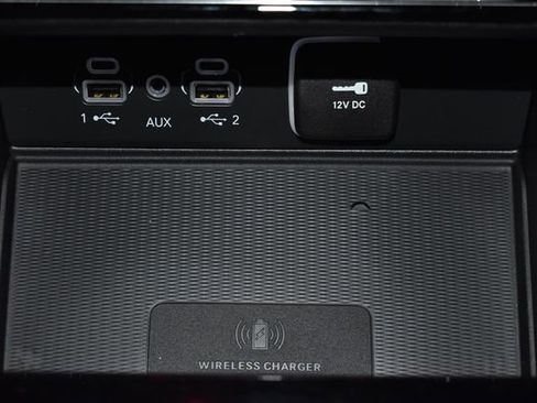 New 2025 Jeep Grand Cherokee Altitude image 18