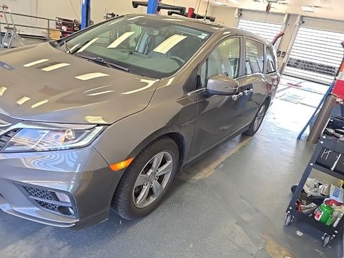 Used 2018 Honda Odyssey EX-L image 1