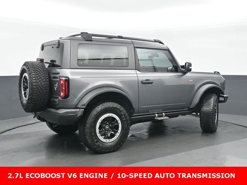 Used 2021 Ford Bronco Badlands image 3