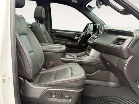Used 2022 Chevrolet Tahoe RST AWD/4WD image 18