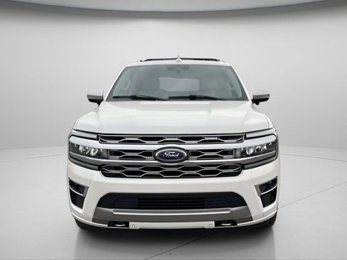 Used 2023 Ford Expedition Max Platinum AWD/4WD image 16