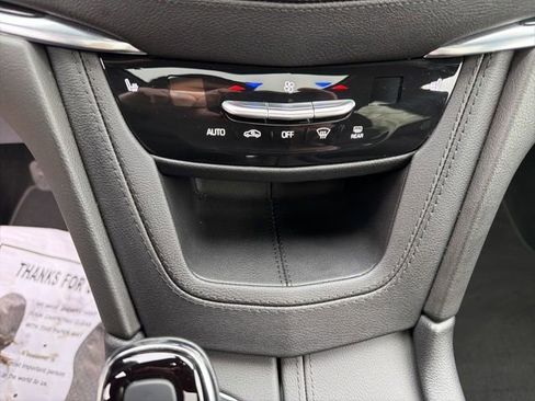 Certified 2025 Cadillac XT5 Premium Luxury image 12