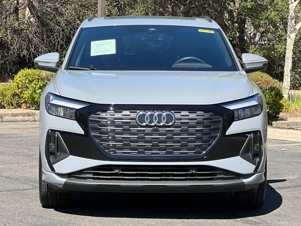 Used 2024 Audi Q4 e-tron Premium Plus AWD/4WD image 10