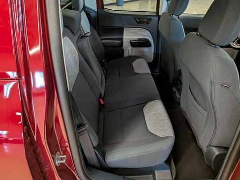 Used 2025 Ford Maverick XLT w/ Equipment Group 302A AWD/4WD image 22