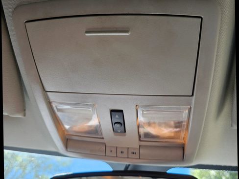 Used 2005 Chrysler 300 Touring image 42