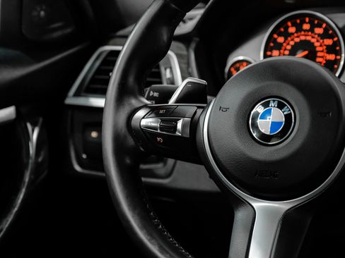 Used 2017 BMW 340i Sedan RWD image 23