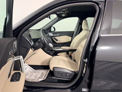 Used 2025 BMW X1 xDrive28i w/ Premium Package AWD/4WD image 9