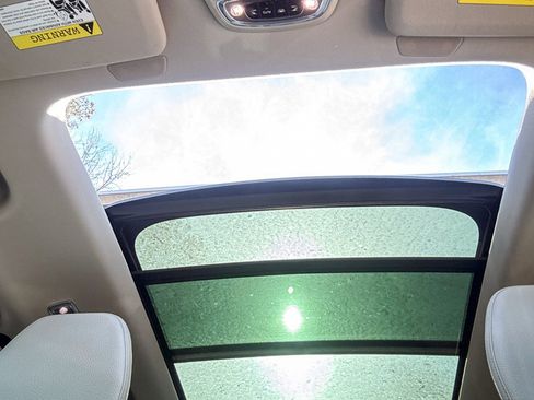 Used 2019 Volvo XC90 T5 Momentum image 22