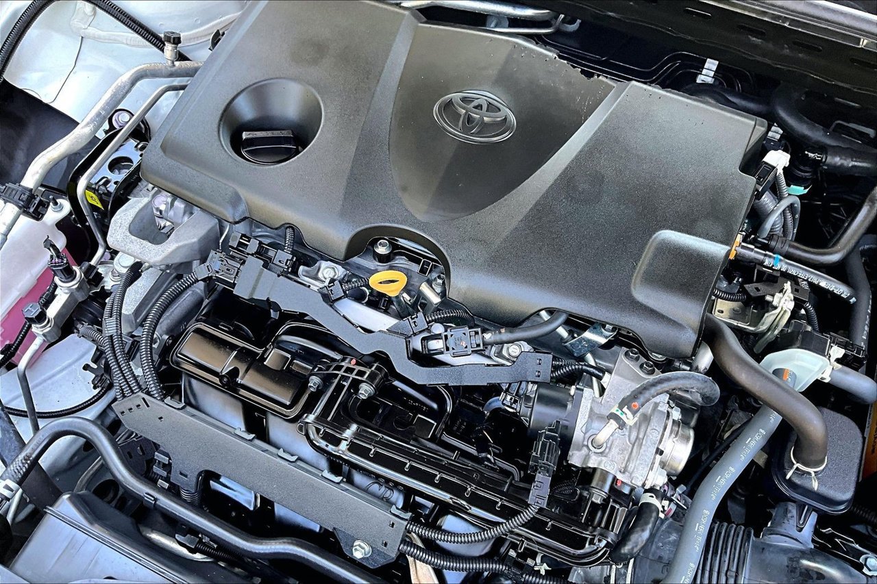 Used 2023 Toyota Camry SE FWD image 27