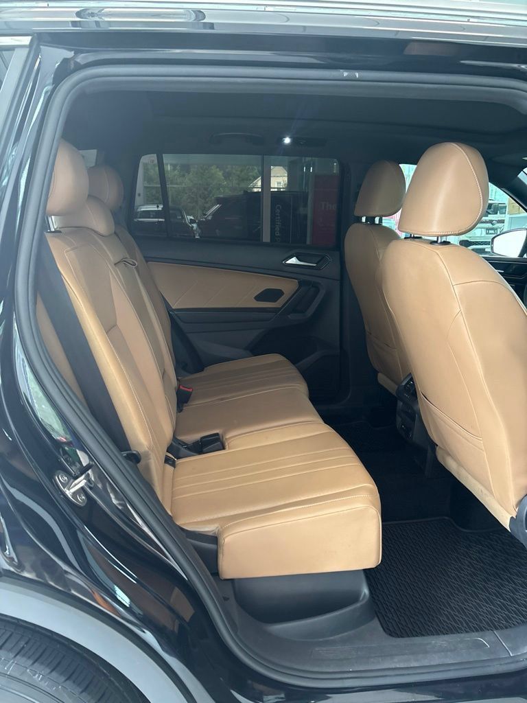 Used 2023 Volkswagen Tiguan SE AWD/4WD image 21