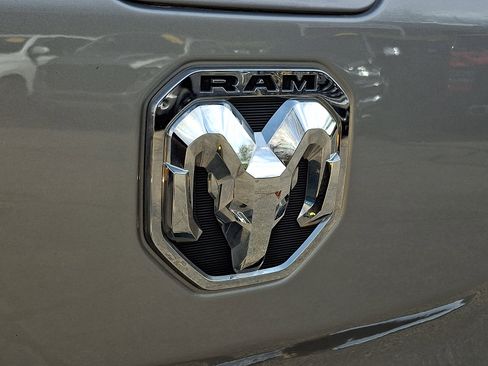 Certified 2022 RAM 1500 Big Horn image 28