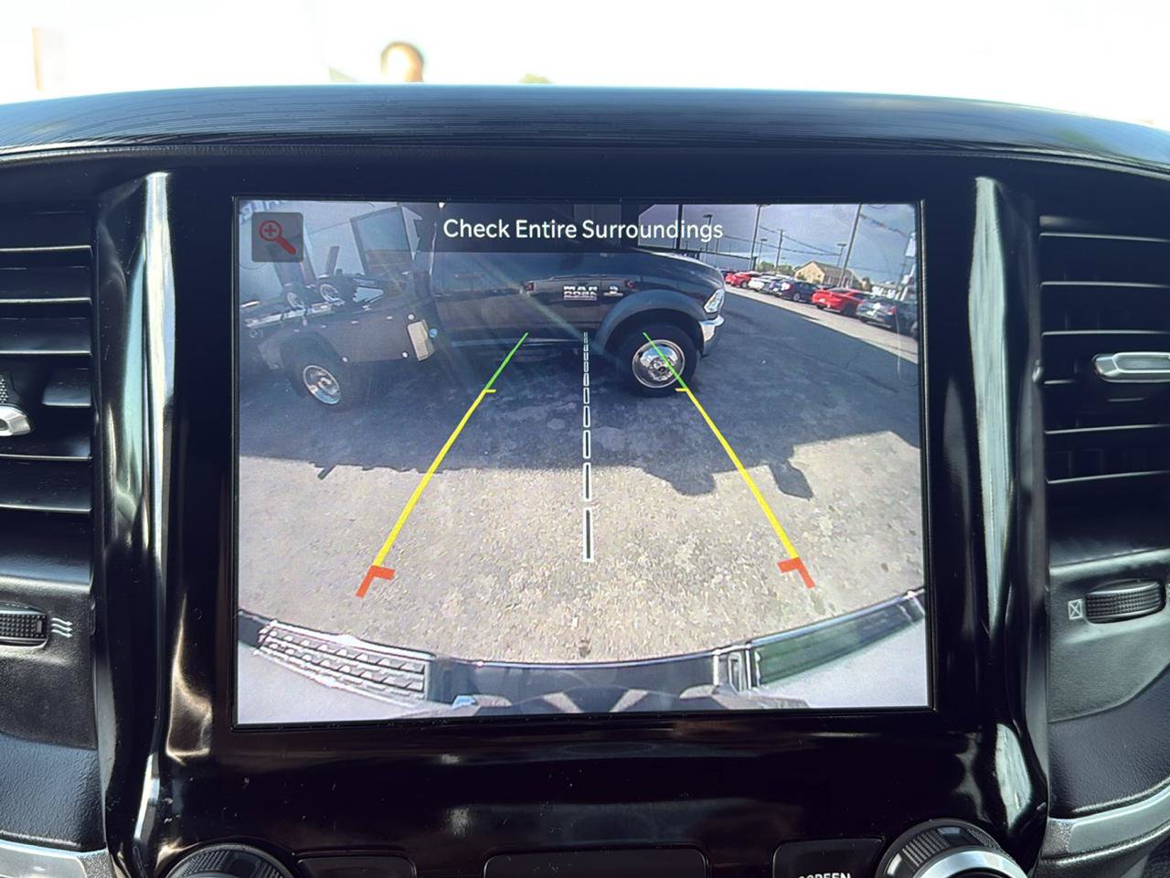 Used 2023 RAM 1500 Laramie w/ Off Road Group AWD/4WD image 25