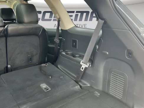 Used 2018 Nissan Pathfinder Platinum AWD/4WD image 13