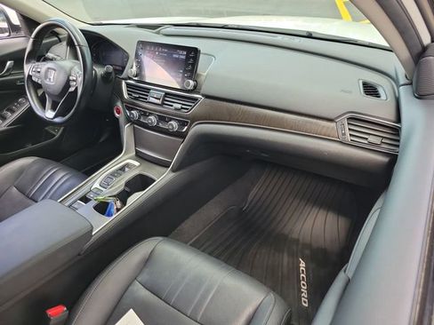 Used 2021 Honda Accord Touring image 14