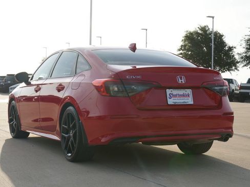 Used 2022 Honda Civic Sport image 6