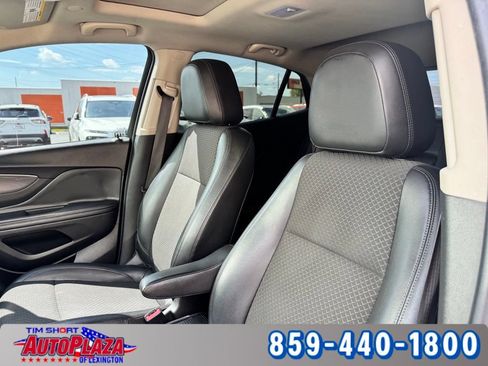 Used 2019 Buick Encore Preferred AWD/4WD image 32