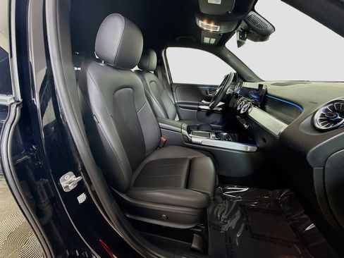 Used 2024 Mercedes-Benz GLB 250 image 29