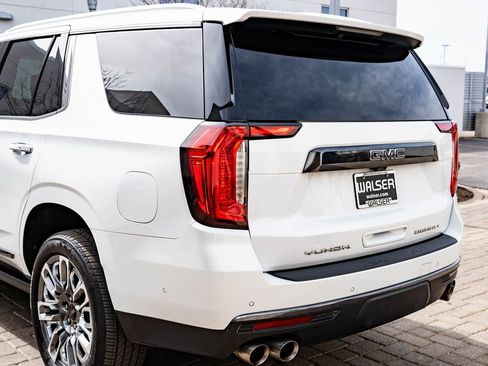 Used 2023 GMC Yukon Denali Ultimate image 19