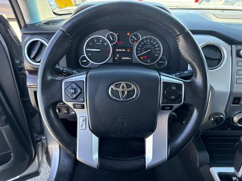 Used 2014 Toyota Tundra Limited w/ Limited Premium Package image 20