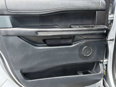 Used 2021 Ford Expedition Max XLT RWD image 15