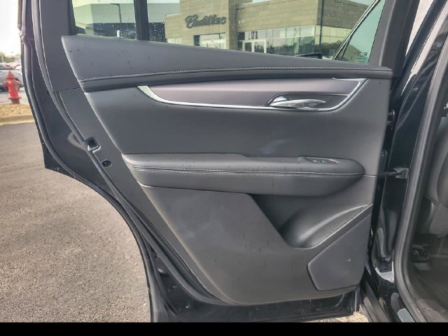 Certified 2023 Cadillac XT6 Luxury w/ LPO, Floor Liner Package AWD/4WD image 27