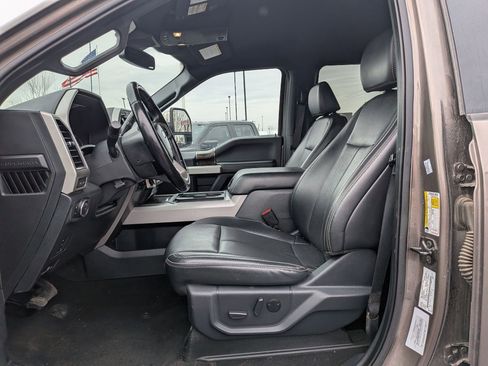 Used 2022 Ford F450 Lariat w/ Chrome Package image 25