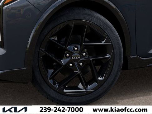 New 2025 Kia K4 GT-Line Turbo image 9