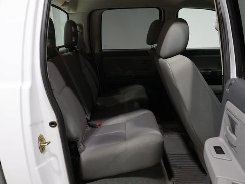 Used 2005 Dodge Dakota SLT image 18