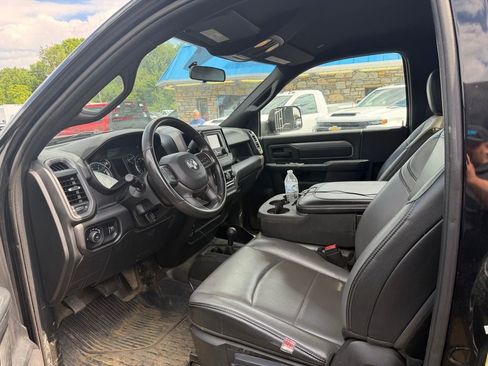 Used 2022 RAM 3500 Tradesman AWD/4WD image 8