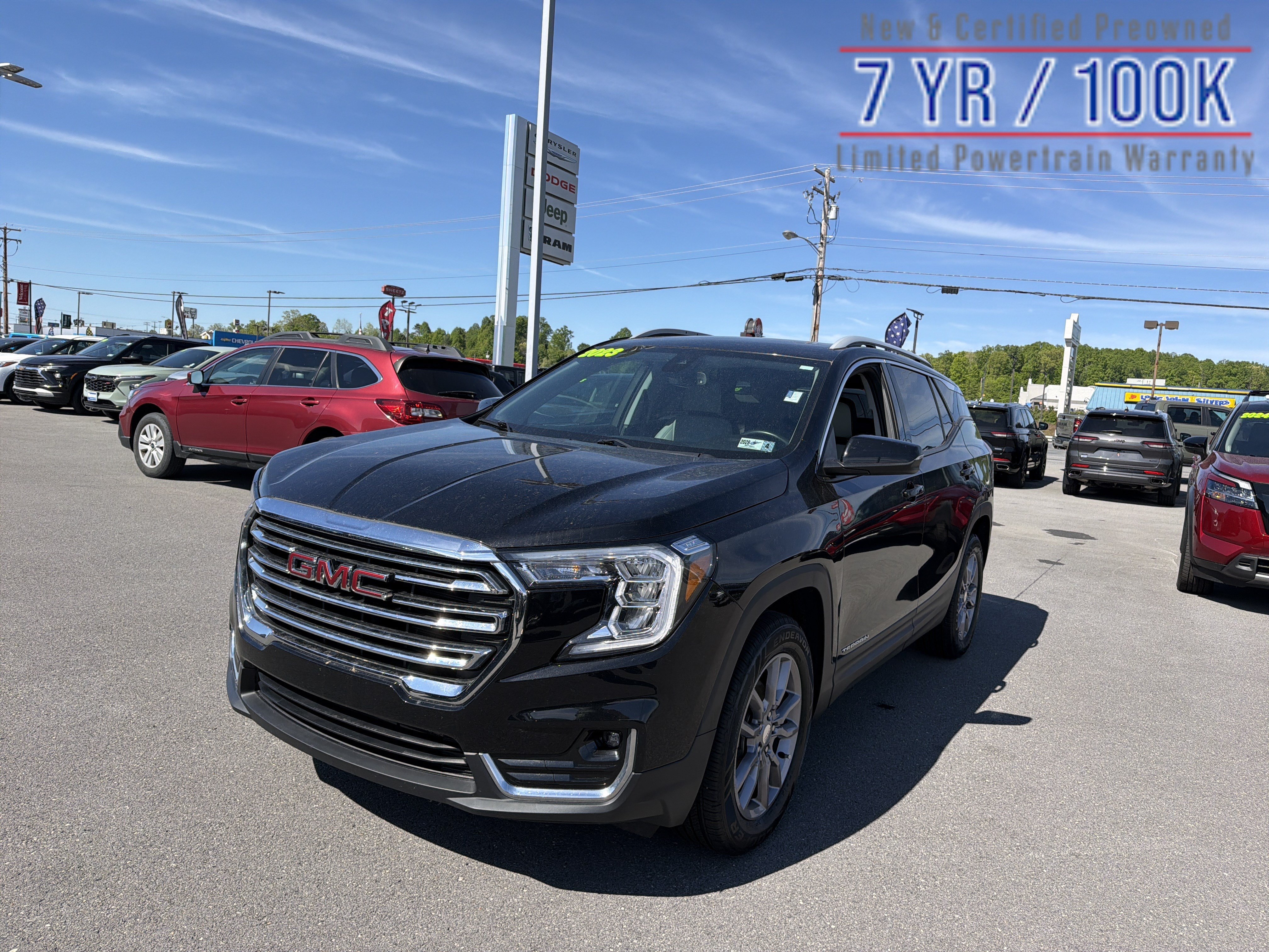 Used 2023 GMC Terrain SLT AWD/4WD image 1