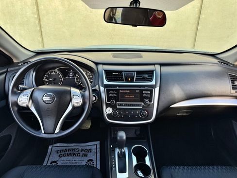 Used 2018 Nissan Altima 2.5 S w/ S Convenience Package image 13