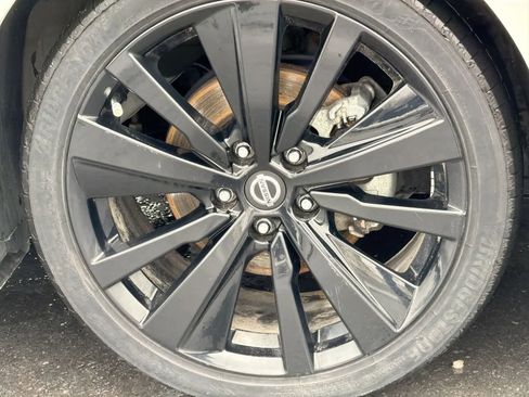 Used 2022 Nissan Altima 2.5 SR w/ Midnight Edition Package image 14