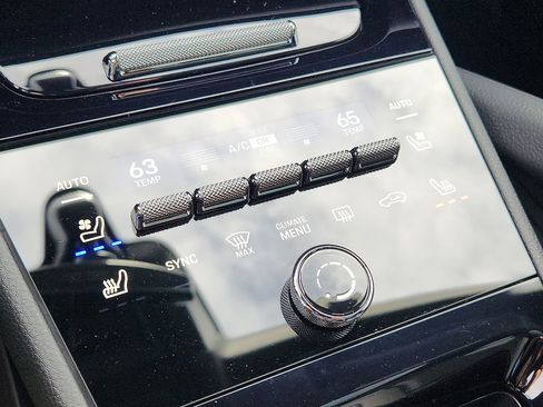 New 2026 Porsche Cayenne Coupe image 14