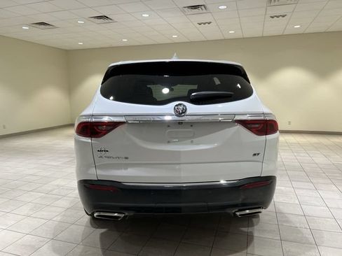 Certified 2022 Buick Enclave Essence w/ Experience Buick Package FWD image 4