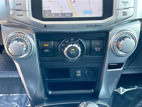 Used 2016 Toyota 4Runner SR5 AWD/4WD image 16