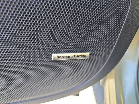 Used 2023 Subaru Ascent Limited w/ Technology Package image 20