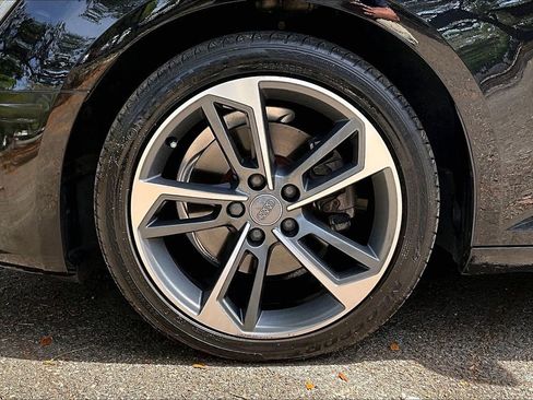 Used 2019 Audi A4 2.0T Premium image 33