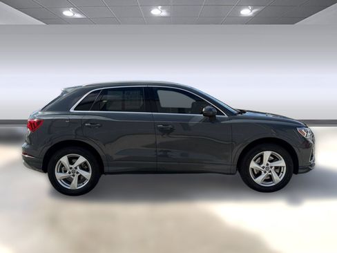 Used 2020 Audi Q3 2.0T Premium Plus w/ Premium Plus Package AWD/4WD image 8