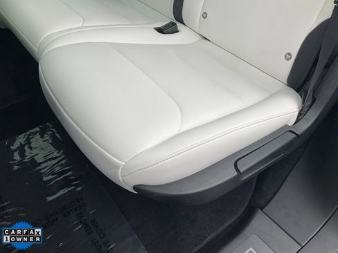 Used 2018 Tesla Model X 75D image 29