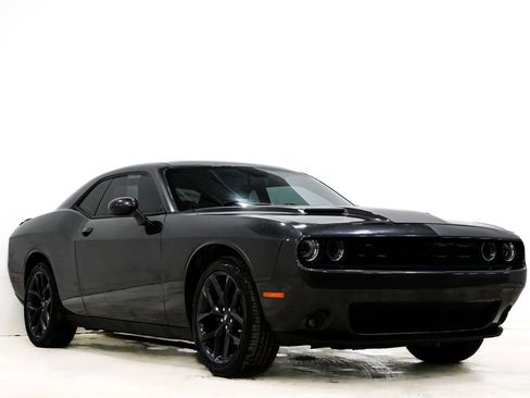 Used 2021 Dodge Challenger SXT w/ Blacktop Package image 1