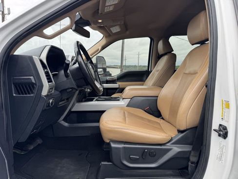 Used 2022 Ford F250 Lariat w/ Lariat Value Package AWD/4WD image 26