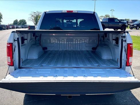 Used 2017 Ford F150 XLT w/ Equipment Group 302A Luxury AWD/4WD image 34
