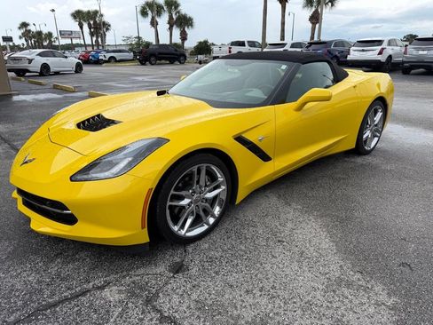 Used 2019 Chevrolet Corvette Stingray Convertible w/ 3LT Preferred Equipment Group RWD image 8